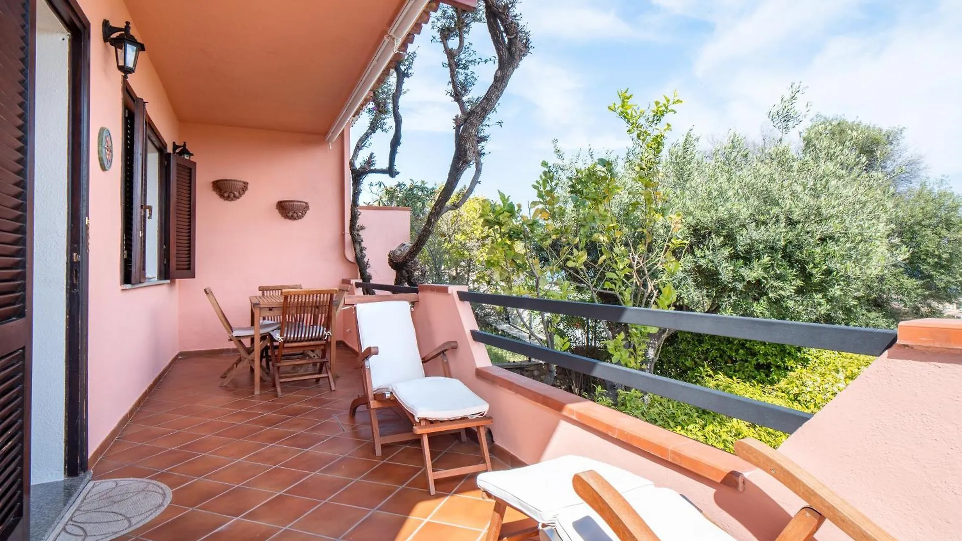 La Casa Di Delia Villa Budoni Holiday home